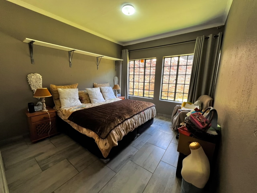 To Let 4 Bedroom Property for Rent in Cashan North West
